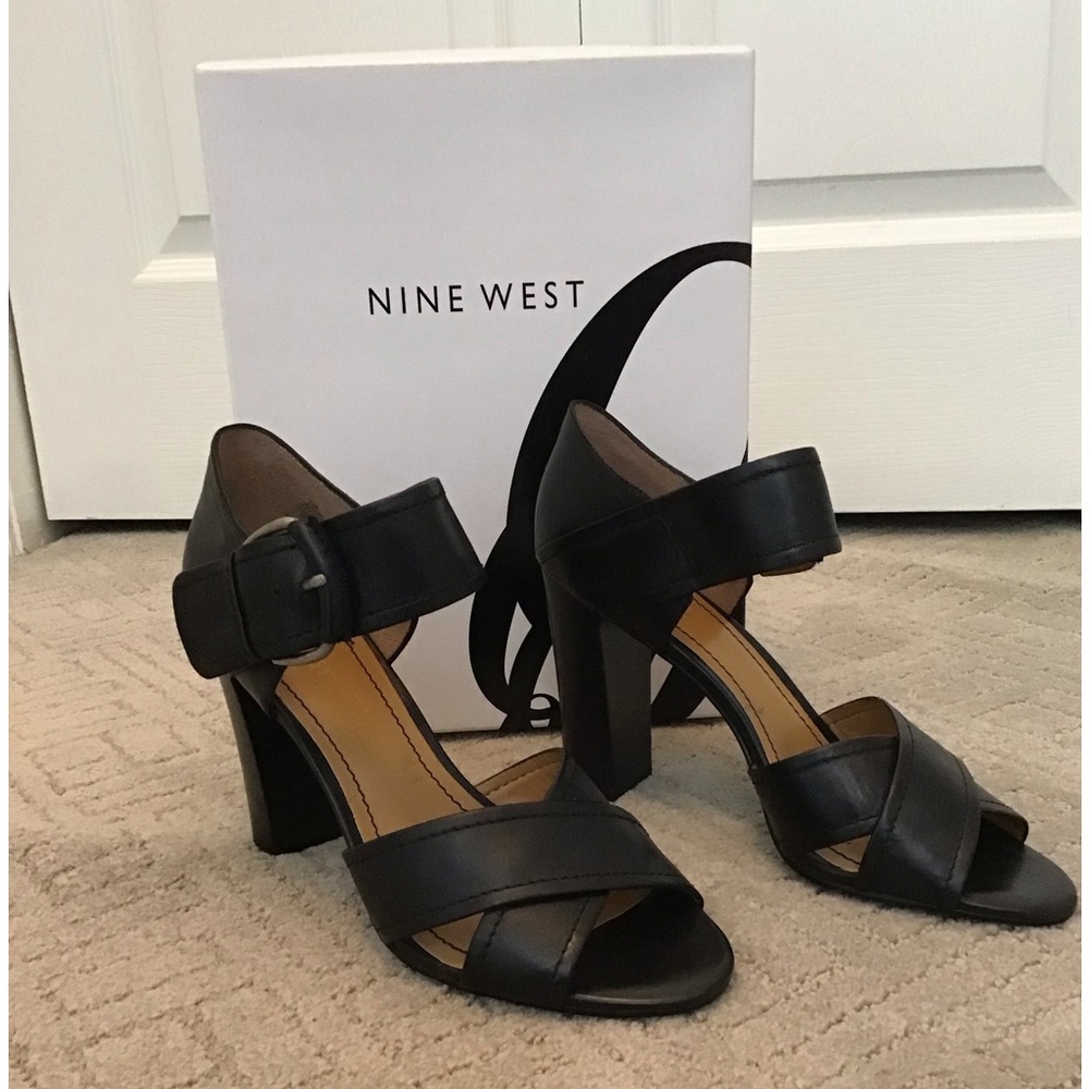 NIB Nine West Black Brana Sandals 8 1/2 with 3 and 3/4 inch heels